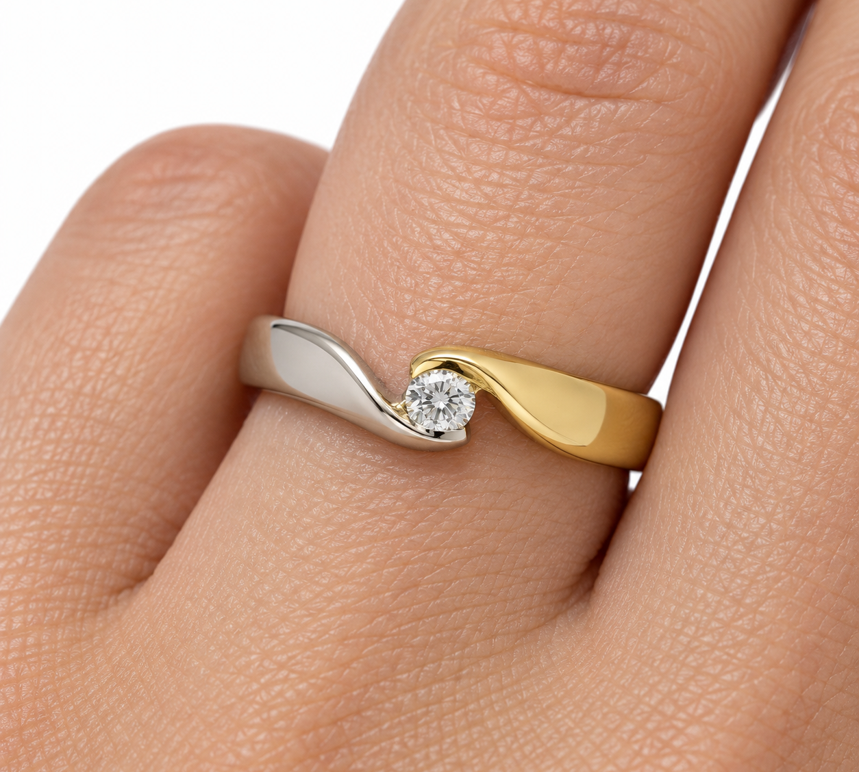 Anello - 18 carati Oro bianco, Oro giallo - 0.06ct. tw. Diamante (Naturale) - Made in Italy - Handmade