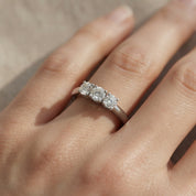 Anello - 18 carati Oro bianco - 0.75ct. tw. Diamante (Naturale)