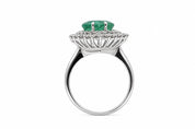 Anello - 18 carati Oro bianco - 3.70ct. tw. Smeraldo - Diamante