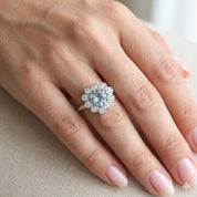 Anello - 18 carati Oro bianco - 0.77ct. tw. Acquamarina - Diamante
