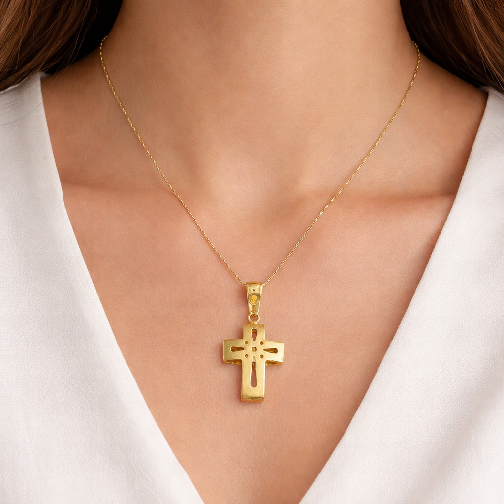 Collana unisex in oro giallo 18 carati con catena sottile e ciondolo a croce dal design traforato