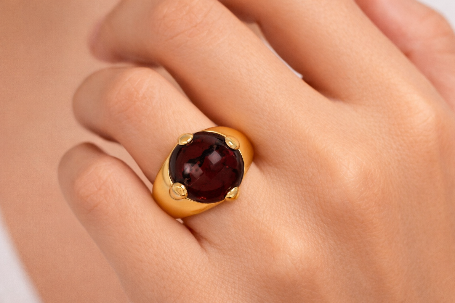 Anello - 18 carati Oro giallo - 10.00ct. tw. Granato