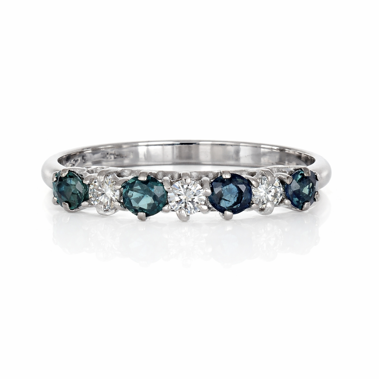 Anello - 18 carati Oro bianco - 0.56ct. tw. Zaffiro - Diamante