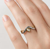 Anello - 18 carati Oro bianco, Oro giallo - 0.08ct. tw. Diamante (Naturale) - Made in Italy - Handmade
