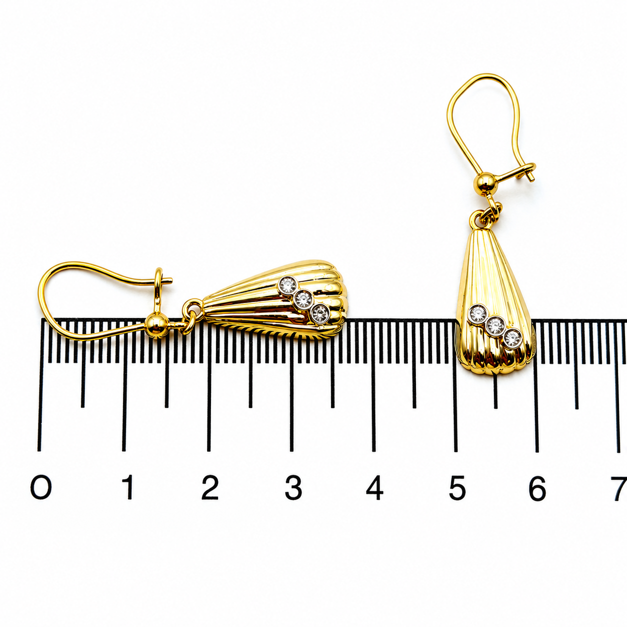 Orecchini - 18 carati Oro giallo, Oro bianco - 0.06ct. tw. Diamante (Naturale)