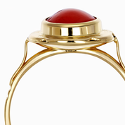 Anello da donna in oro giallo 18 carati con corallo centrale di forma ovale