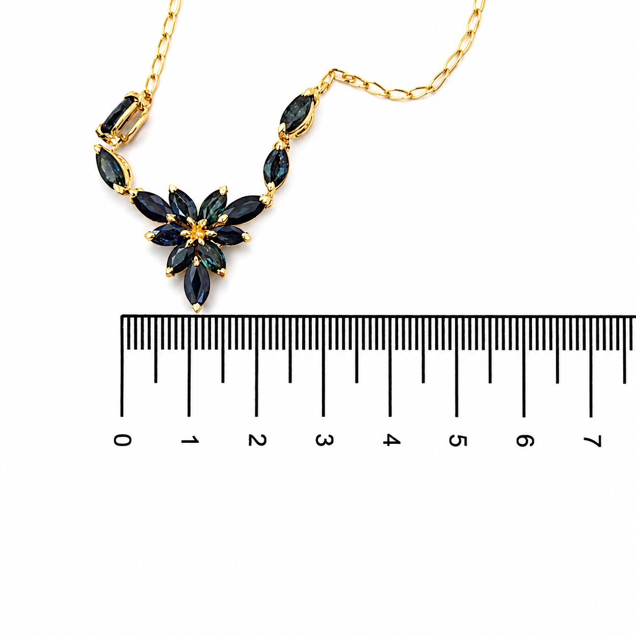 Collana con ciondolo - 18 carati Oro giallo - 3.90ct. tw. Zaffiro - Made in Italy - Handmade