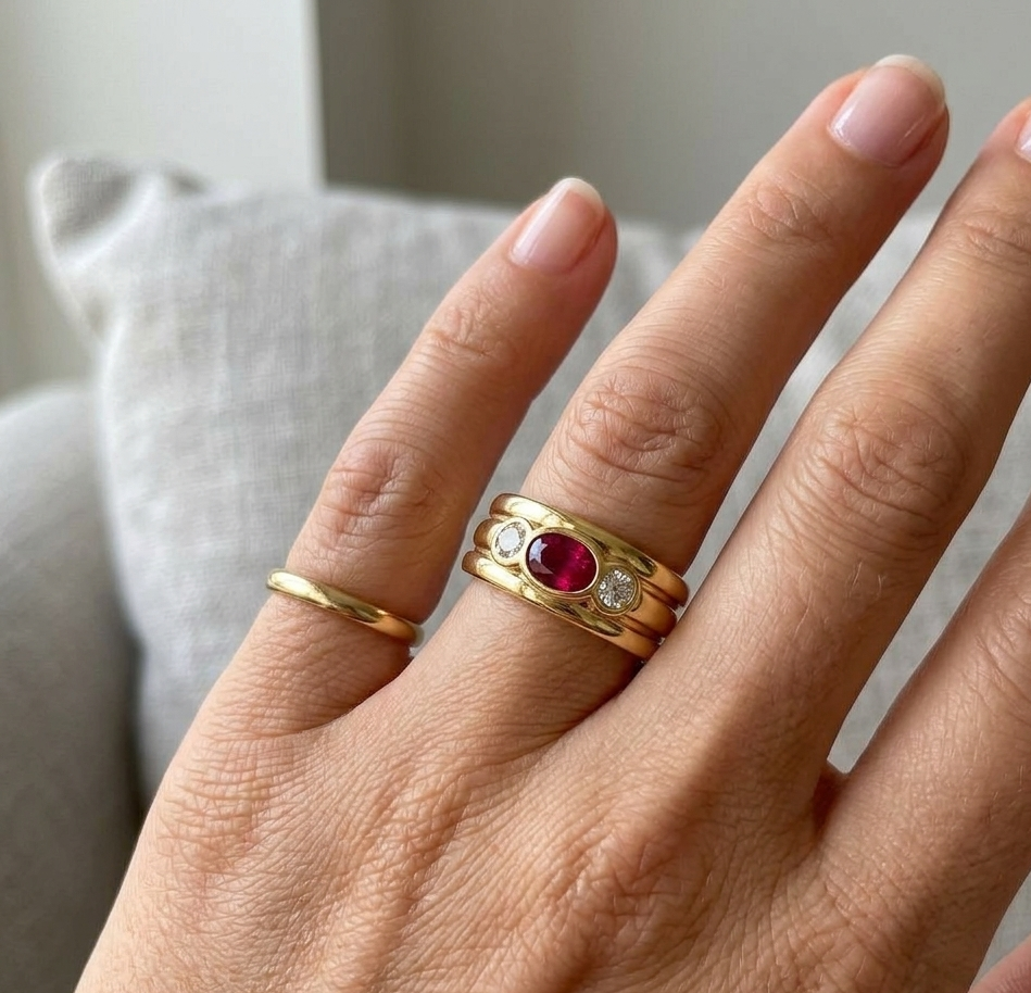 Anello da donna in oro giallo 18 carati