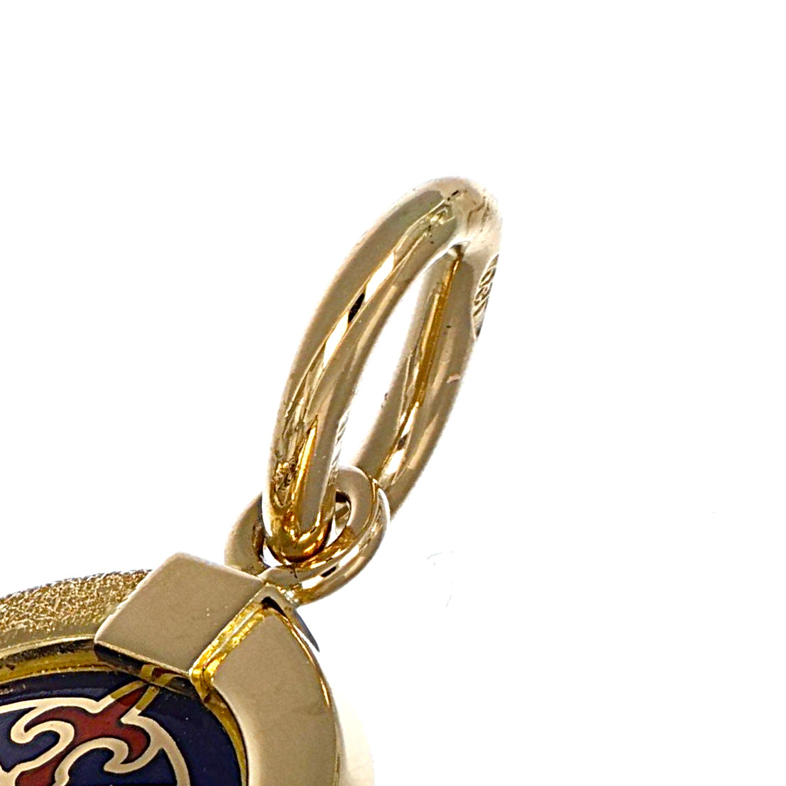 Ciondolo in Oro giallo 18 carati con superficie smaltata