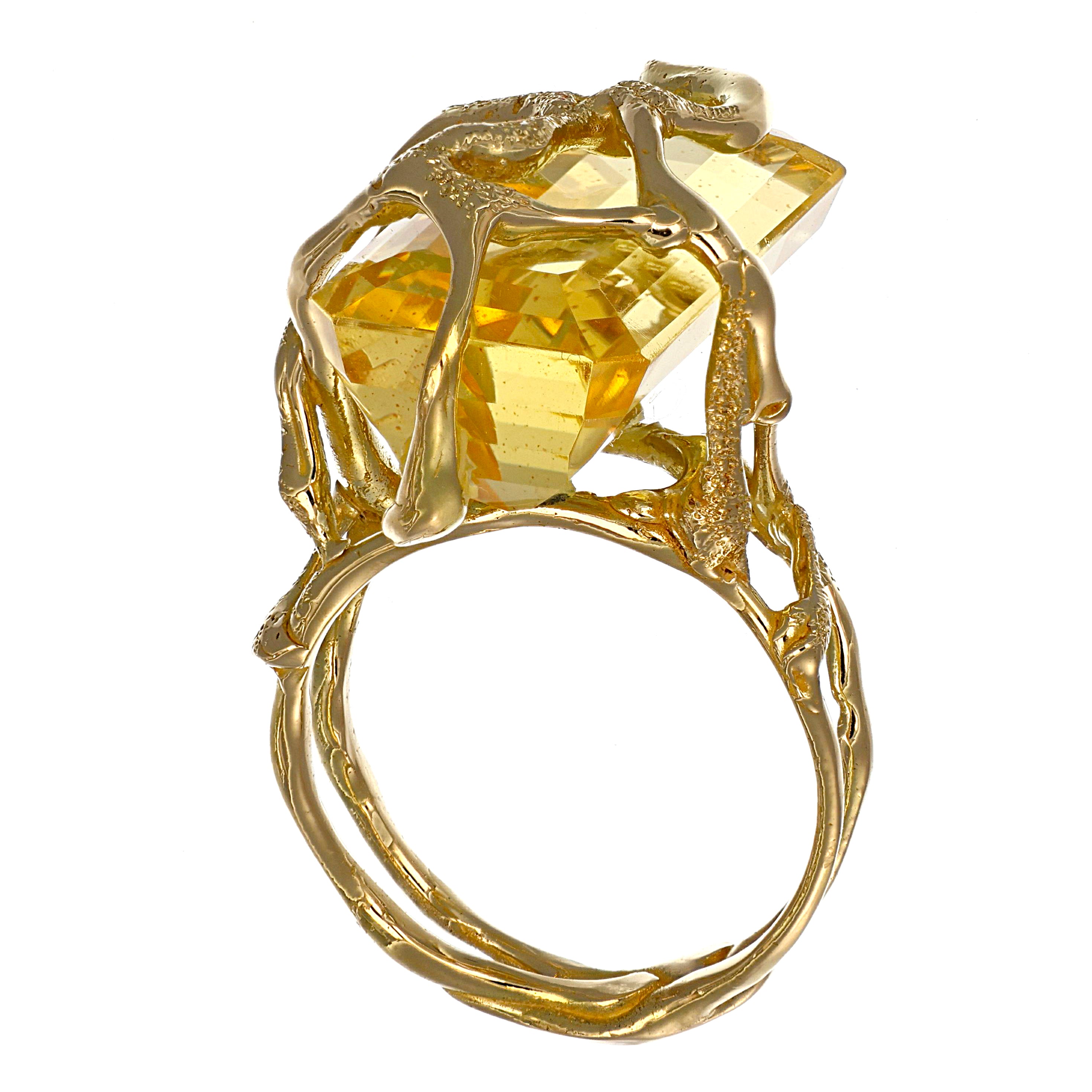 Anello in Oro Giallo 18 carati con pietra sintetica