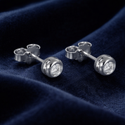 Orecchini - 18 carati Oro bianco - 0.14ct. tw. Diamante (Naturale)