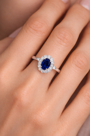 Anello - 18 carati Oro bianco - 0.72ct. tw. Iolite - Diamante