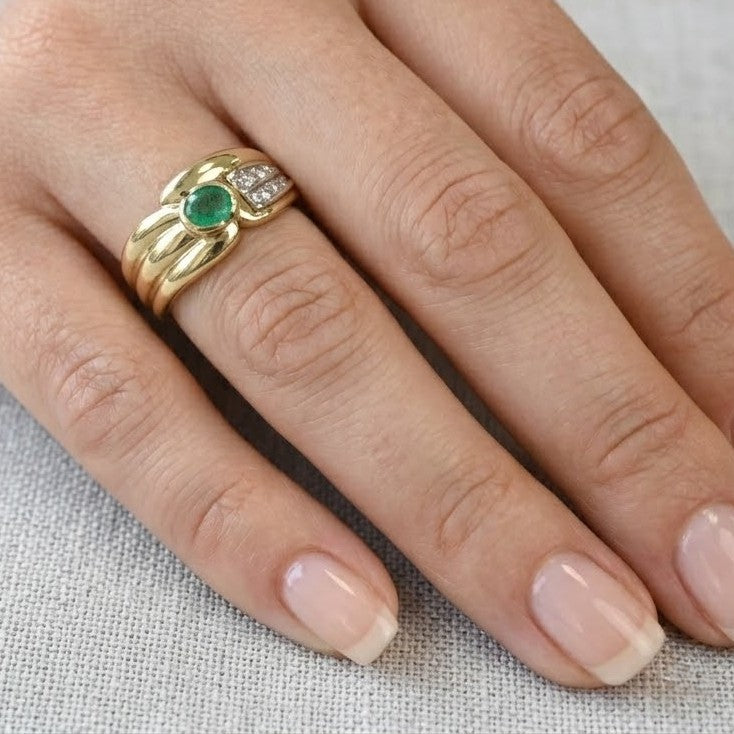 Anello - 18 carati Oro giallo, Oro bianco - 0.57ct. tw. Smeraldo - Diamante - Made in Italy - Handmade
