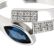 Anello - 18 carati Oro bianco - 0.64ct. tw. Zaffiro - Diamante