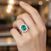 Anello - 18 carati Oro bianco - 2.00ct. tw. Smeraldo - Diamante