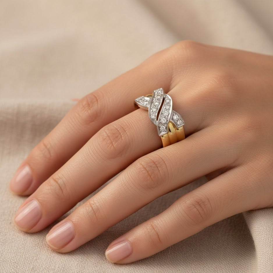 Anello - 18 carati Oro giallo, Oro bianco Diamante (Naturale)